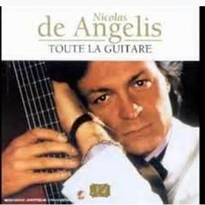 一人摸奶，一人操比
